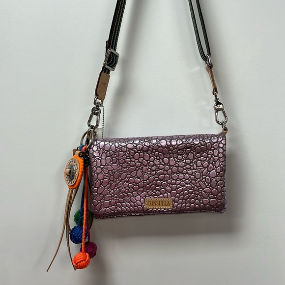 NWT! Consuela uptown crossbody Lulu